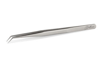 Tweezers